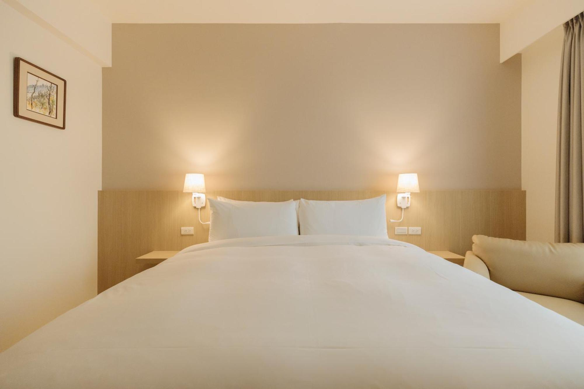 Hotel 鹹菜巷8號 Tainan Exterior foto